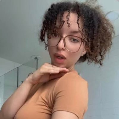 ElizabethL21151's profile picture. This is my fan page account created just for the super beautiful @coryChaseXXX and the sexy @MollyJane101x I am nuts about Cory Chase and molly Jane