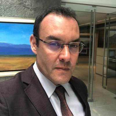 #Poblano de corazón y nacimiento. Srio. técnico en Centro RBSP