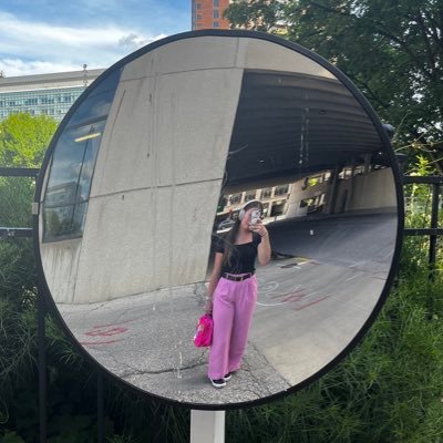 she/her • cities should be for people, not cars • uno murp ‘23 • cottey c ‘21 • red team ‘15 - ‘21 • views are my own •