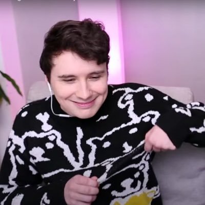 dansbearsweater's profile picture. hi i'm ash ⭑.ᐟ 20 ⭑.ᐟ he/they ⭑.ᐟ autistic (pls use tone tags!) ⭑.ᐟ phannie since 2014 ⭑.ᐟ dnf -17 ⋆˚꩜｡