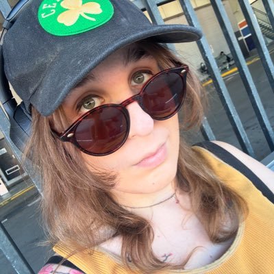 Dorky Australian - 26 -She/it/doll Giving out gender affirming voice notes. Just ask! :3 Lesbian - MDNI