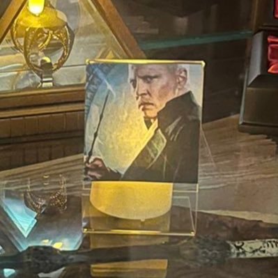 JaninaSamhain's profile picture. 