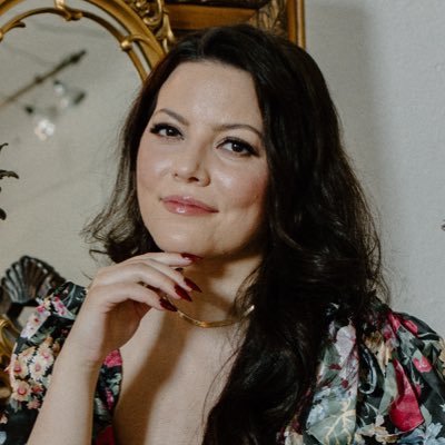 LoganKarlie_'s profile picture. 