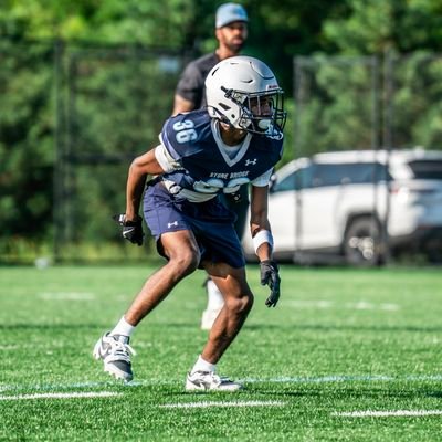 Height:5'8ft Weight:120 Wing span:6ft
Blessed to play the sport I love🙏🏿