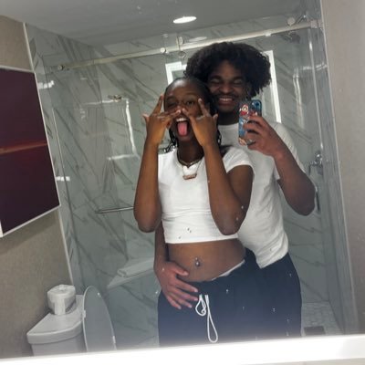 mortoobougie's profile picture. ya fav 🤡. 4ever locked in w my boo 🥰