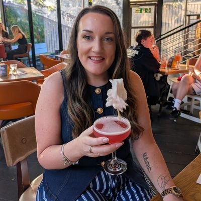 abi_dolls's profile picture. mom | wife 💟 | SCOTTISH 🏴󠁧󠁢󠁳󠁣󠁴󠁿 | true crime fanatic | book lover | spicy marg enthusiast | 💚💗 #ProChoice