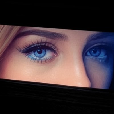 stephiebooX2's profile picture. 🌸☠️🕷️🥀🌘🍷🎸🌌🪓🔪🖤♌️🎶👻👽🎃 and then some.