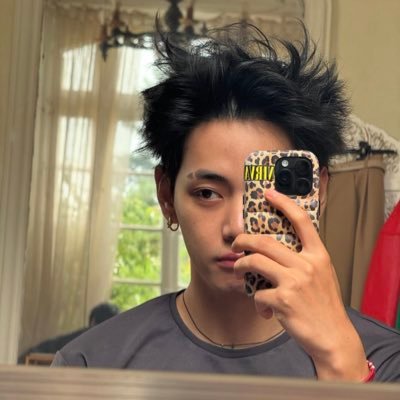ilovsjulii Profile Picture