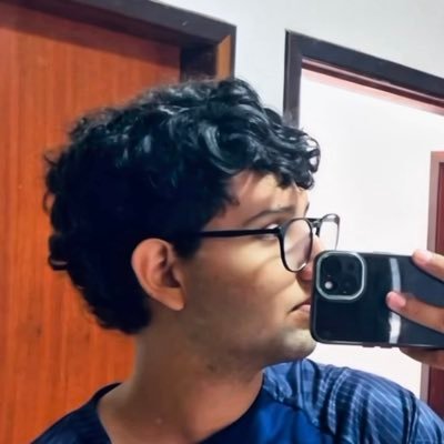 slkeovini's profile picture. apenas um estudante de letras apaixonado por marília mendonça.