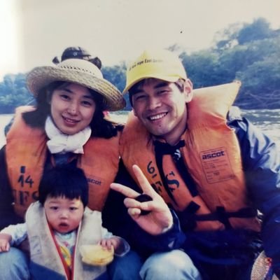 Midori08237's profile picture. 世界平和は家庭から・・　　　　笑いながら 
楽しんで 
仲間と 
勉強の毎日
#信教の自由
＃偏向報道反対
＃家庭連合
＃勝共連合
基本アクティブ派/自然が大好き/登山まで出来なくなった山歩き/サイクリング🚵/最近は練習所通いのゴルファー⛳/