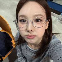 ɴᴀʏɪ 🍓 (@googietaeuri) 's Twitter Profile
