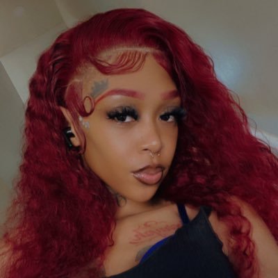 Honey 🍯 NO FREAKY CONTENT SHIT ON THIS PAGE ‼️ NO MEETS BITCH ! GET YO ASS CUSSED OUT IF YOU WANT