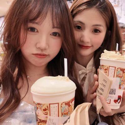 IkaCikidot's profile picture. 🌺 Beauty, brains, and a whole lot of sass 💁‍♀️