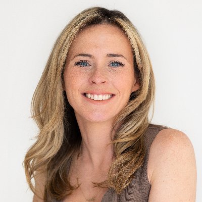 leahscarbo60239's profile picture. Holistic Counsellor