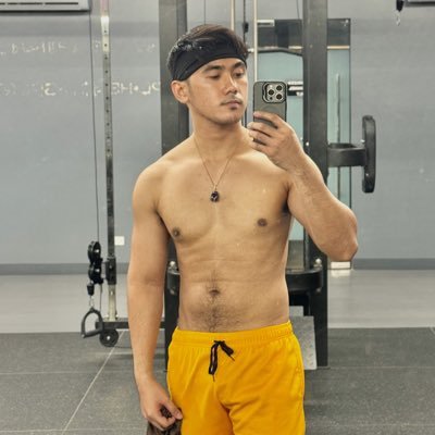 NOT for fun. ♌️Leo • 5’6 | Pampanga 🇵🇭 FB&IG: @ realjoshuam Tiktok: @ realjoshuam_