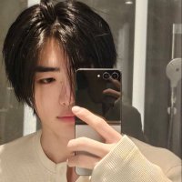 radeva 🎸 limit (@simp4jong) 's Twitter Profile