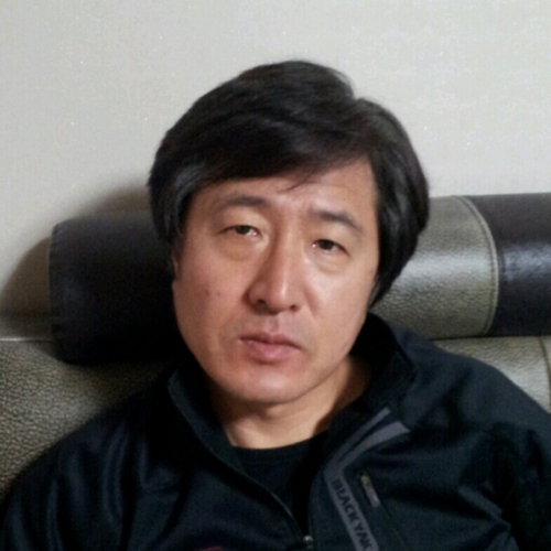변방 공돌이....산을 좋아하고..탁구를 즐겨치고, 가끔은 소주도 한잔하는.....