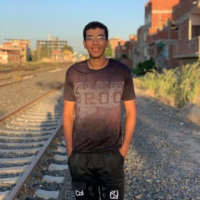 قُل لَّن يُصِيبَنَا إِلَّا مَا كَتَبَ اللَّهُ لَنَا هُوَ مَوْلَانَا ۚ وَعَلَى اللَّهِ فَلْيَتَوَكَّلِ الْمُؤْمِنُونَ (51)