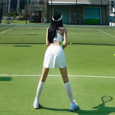 Amral_gen's profile picture. You should be like light, illuminating all unease and confusion.