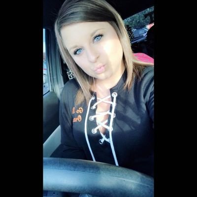I am a single woman with 1 son . Analyst. Traveler🌎 Adventurer💗 🌅,Beaches ☔️😎, Storms 📸 NKOTB, The Challenge, WWE 💗 🪬 eternal. Zodiac . GenX, free spirit