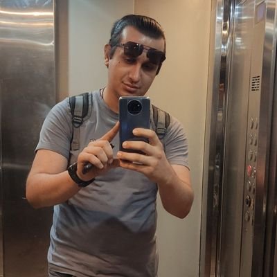 tbslmrs's profile picture. پسرک 🍄 فروش که مهندس 🧑‍💻 هم هست