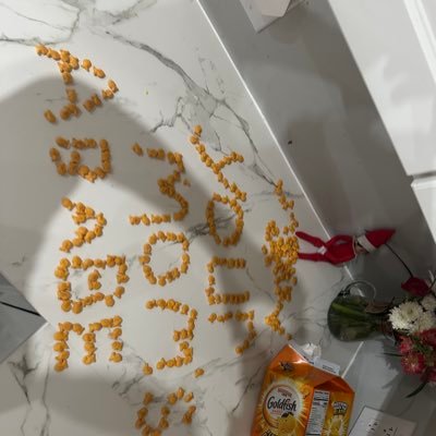 T_p_a_l_a's profile picture. 