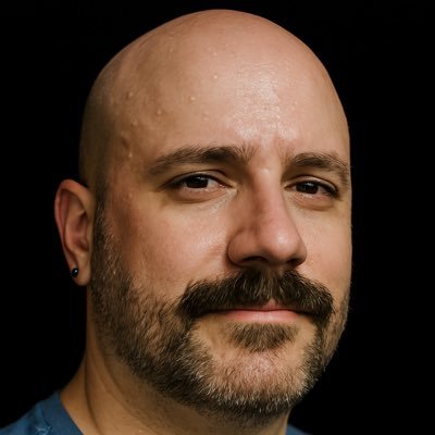 mrpainkill3r's profile picture. Fotos (pueden ser 🔞), películas y libros. Algo de shade también.