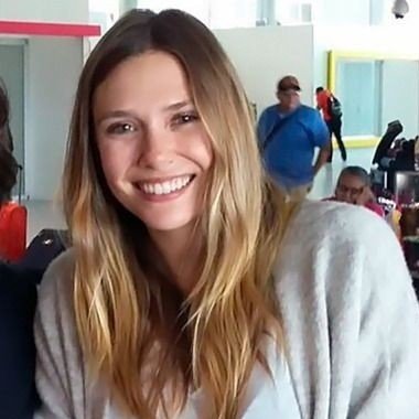 Hello I'm Marry,nice to meet you | Avengers and every other friend fan | Image:Wanda Maximoff/Elizabeth Olsen |OC|Roleplay|Parody|
ติชมได้ในDM| Th/En