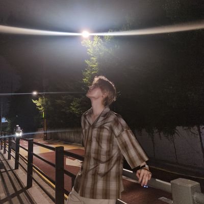 INFP || 1996 || suka nyambat || Punya Jimin, Yuta, Yoshi, Soobin 🎀