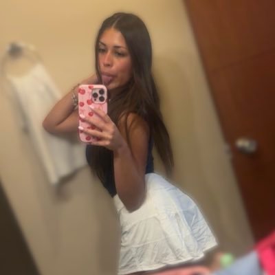 22 ୨ৎ money loves me ୨ৎ college brat ୨ৎ okc/dfw