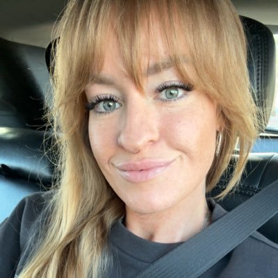 Streaming, living life, being a delight, and helping cam models with real estate, finances, and investing. Living to make my friends successful. 🤑