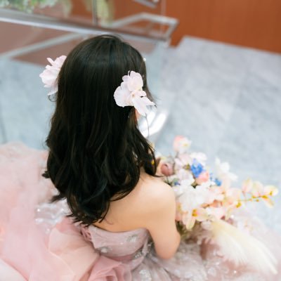 透明感ある美容系デザイン修行中🫧 ┊︎ LP・バナー・SNS画像etc. ┊︎ WEBCOACH⤑みいコミュ ┊︎保育士👼🏻🍼 ┊︎ 制作のご依頼・ご相談はお気軽にDMへ✉ ͗ ͗