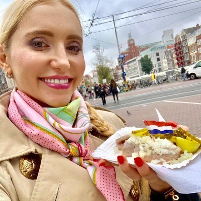 Erin_CAmagaT's profile picture. I like to push myself to the limit, whether it's on the top of a mountain, in the ocean, or in the sky #MAGA  🚫no crypto 🚫no porn 🚫no sales