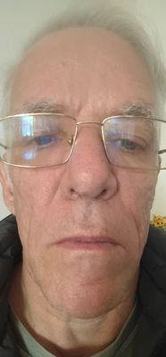 Fiscal de Posturas Municipais, professor de História, filiado ao PT.