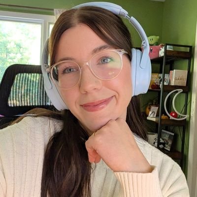 She/Her | Melee | Mang0 Nation | Gaming | Probably hiking with my dog (✿ ♡‿♡)