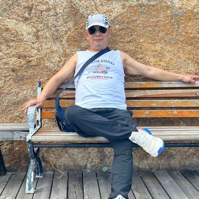 一个努力的老男人