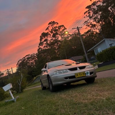 LachlanGrimsto1's profile picture. Like people