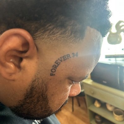 Take care of yo health, mental, body and of course yo chicken 🙏🏽 #Forever34🕊️ #RipMott300 #GoPackGo #RipKingHussle♿️ #RipGrandma #RipFlippa🐬 🆓 Da Ghetto