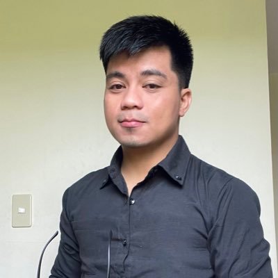 shade_of_tee's profile picture. may grad school sablay na 2025 🌻- RTs sh☆t from : @AlonteTofi | your average guncle