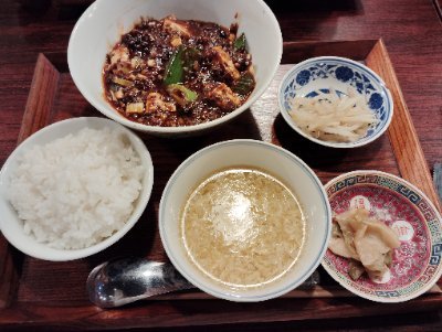 Saccho_candy_w's profile picture. 主にTiktokliteポイ活と、子育て中（４人）結構見かける🤣、心理カウンセリングに興味があります🍀無言フォロー失礼します🙏✨️😊
(^^)
今日もいい日になるように☆