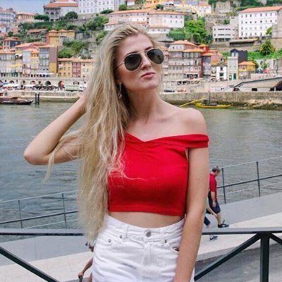 vk_khilery_29's profile picture. I like walking alone, but I also look forward to walking side by side on a quiet path with someone, listening to the wind and watching the moon together❤❤❤