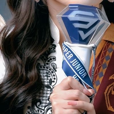 💙💎☁️🐧🍒 soulmated too hard with suju i finished my degree on heechul's birthday