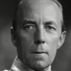 Former Zionist, recovering Westerner, sickened by genocide! PP: Count Bernadotte, legendary apartheid opponent! Agitating 🇳🇴 to fully support 🇵🇸. No Dms.