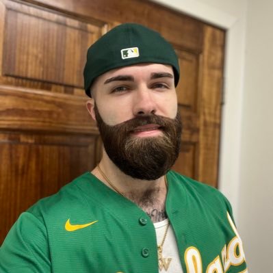 DatDudeCory's profile picture. “Middle name should be a hunnid, cause I always keep it real”💯 Sports Lover 🏀⚾️🏈 #LALakers #StlCardinals #BearDown #InkGang 👻-cwood45