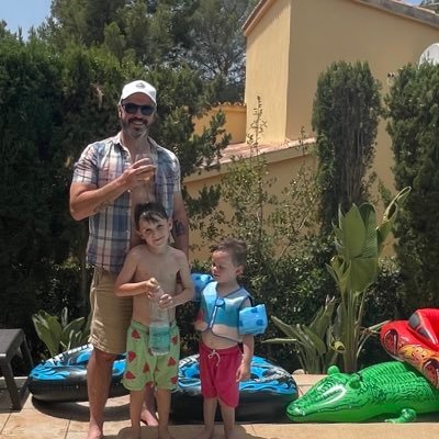 Cymro / Rygbi Caerdydd / #jetup / Dad of Brodie, a 3 year old superstar with cerebral palsy and a Iolo, a 6 year ball of blinding energy and charisma