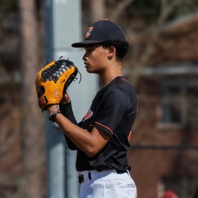 ⚾️ ‘27 RHP/OF | @tractioncanes National ➡️ @team_louisiana | @CurdogBaseball | 225.572.5780 | Email: 272320DeCuir@catholichigh.org |