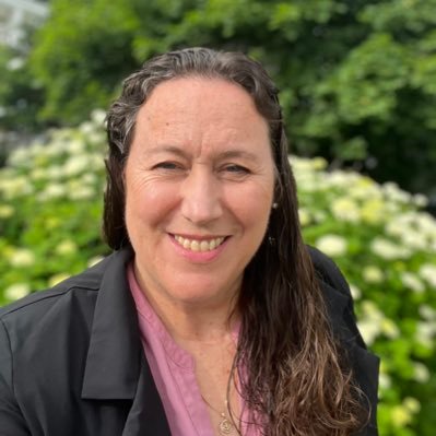 Owner, Mother, Actor, Dance teacher, and garden enthusiast. Queen MacLean of Moncton. Even I could do a budget