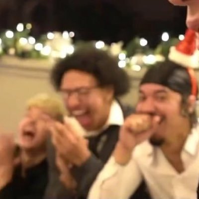 heretohelp442's profile picture. 