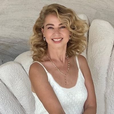 GoncaOzen75's profile picture. Akdeniz  kalbinde 💙  arkeoloji 🏛 mitoloji🕊 sanat 🎶 deniz  🌊 kültürel miras tukunu .

goncaozen75@gmail.com