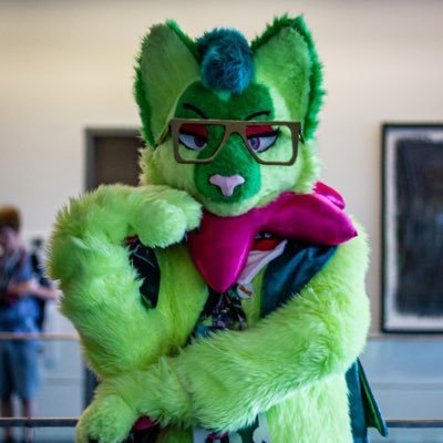 not THAT cool cat…- fursuit maker - Grey-Ace - 34 - ΔΣΦ - he/him - #transrights - most times a Meowscarada, always a nerd, PFP: @Ryuu130, cover 📸: @AutomataDog